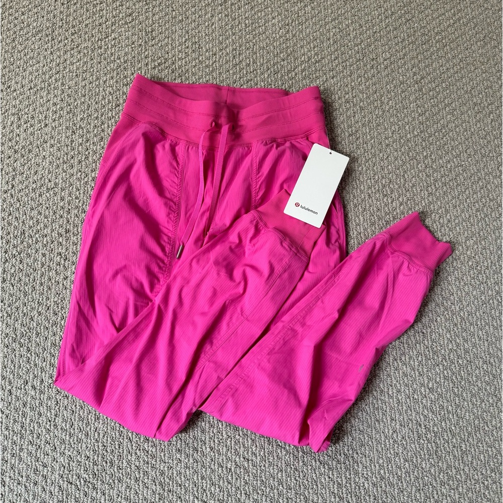 Lululemon BNWT Dance Studio Jogger